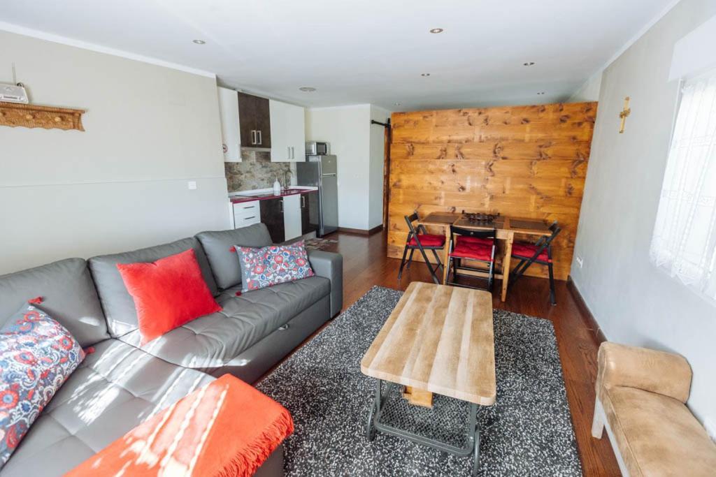 Apartamentos El Coritu Nieda 外观 照片